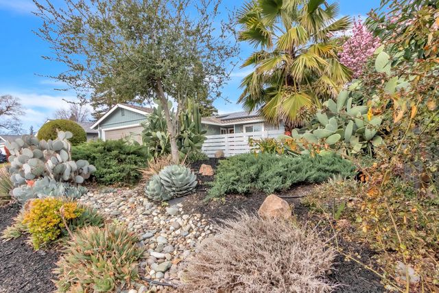 10243 Pistachio Way, Sacramento, CA 95827