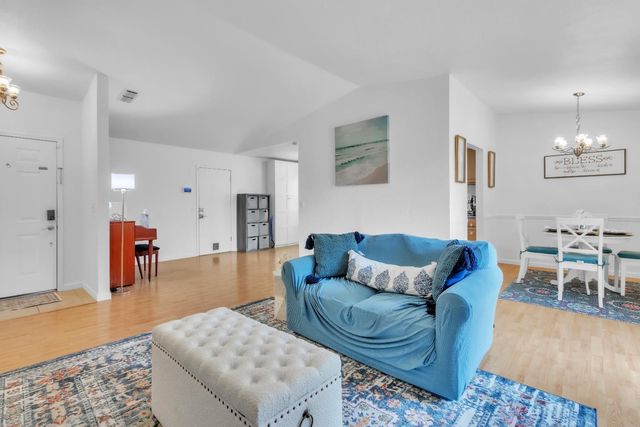 10243 Pistachio Way, Sacramento, CA 95827