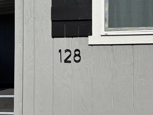 128 Chateau La Salle Drive, San Jose, CA 95111