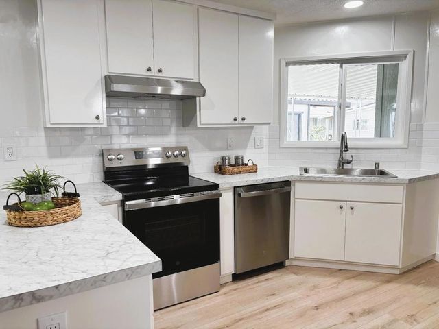 128 Chateau La Salle Drive, San Jose, CA 95111