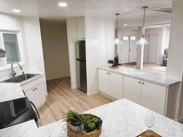 128 Chateau La Salle Drive, San Jose, CA 95111