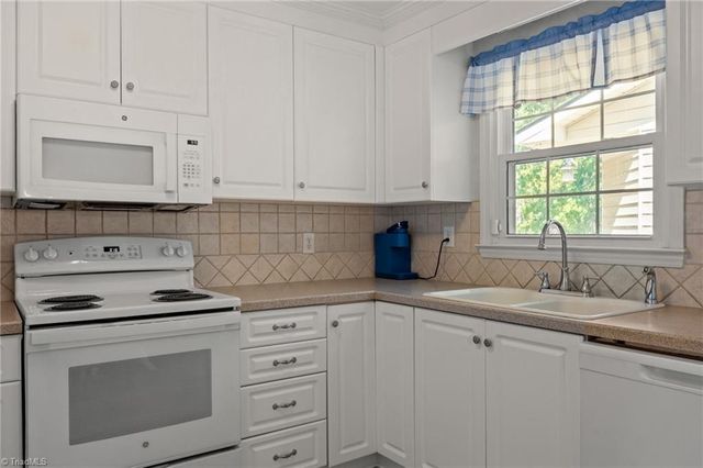 340 Mountainview Road, King, NC 27021