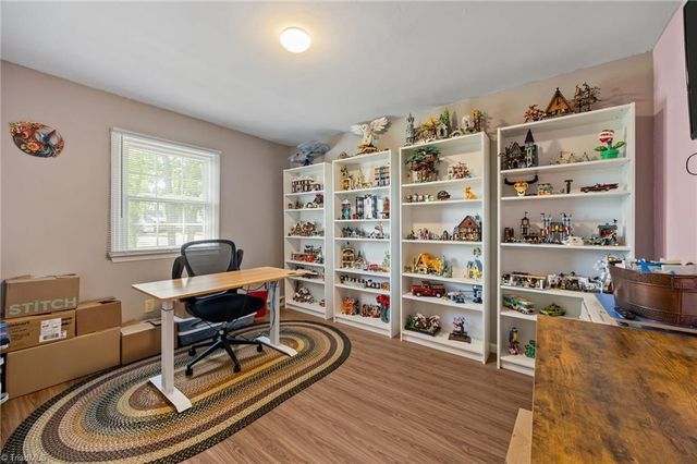 340 Mountainview Road, King, NC 27021