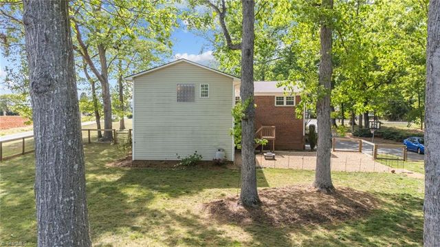 340 Mountainview Road, King, NC 27021