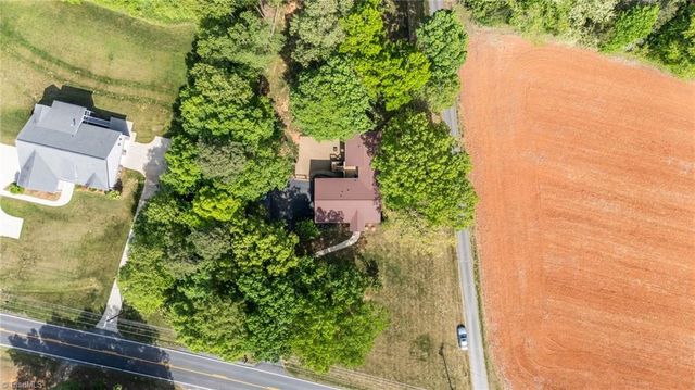 340 Mountainview Road, King, NC 27021