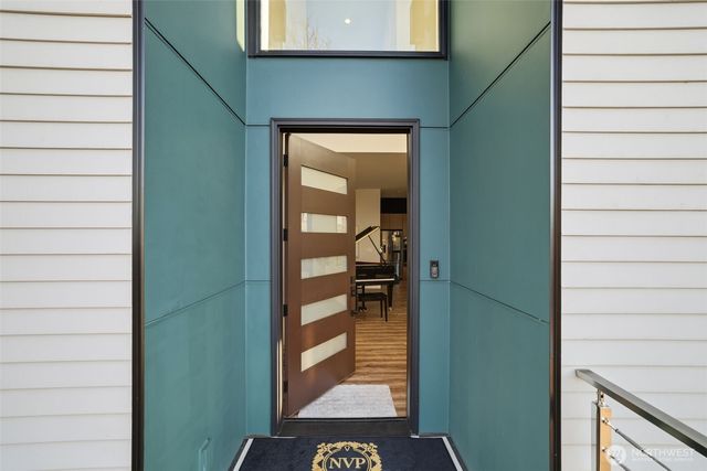 18111 84th Avenue W, Edmonds, WA 98026