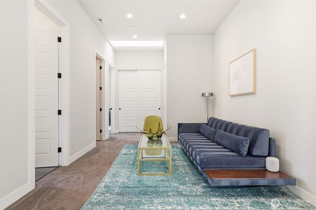 18111 84th Avenue W, Edmonds, WA 98026