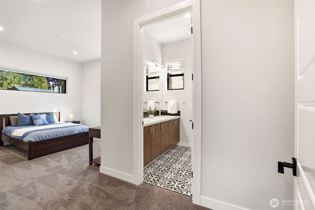 18111 84th Avenue W, Edmonds, WA 98026