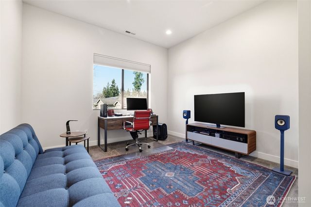 18111 84th Avenue W, Edmonds, WA 98026