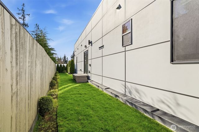 18111 84th Avenue W, Edmonds, WA 98026