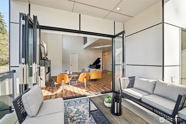 18111 84th Avenue W, Edmonds, WA 98026