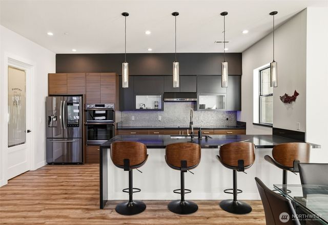 18111 84th Avenue W, Edmonds, WA 98026