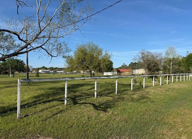 64 County Road 48614, Dayton, TX 77535