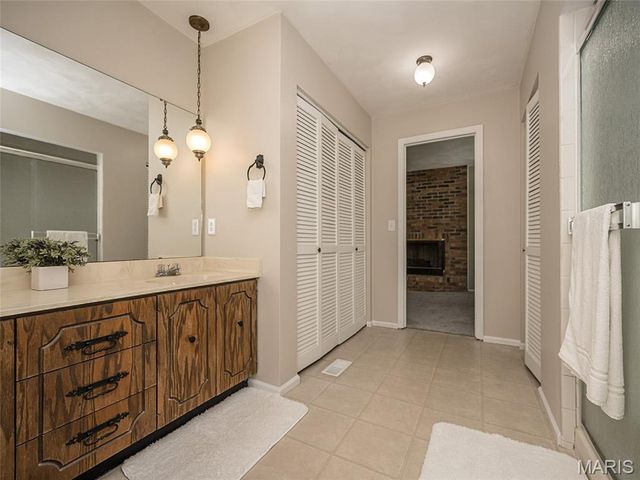 1019 N Smiley Street, O'fallon, IL 62269