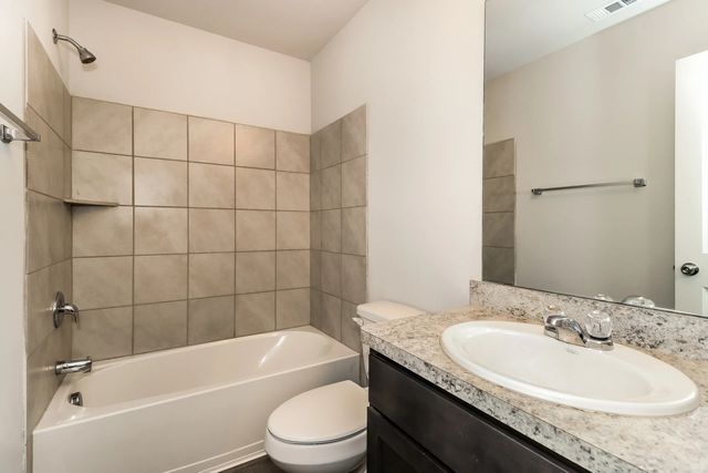 5516 Eagle Point Drive, Fort Worth, TX 76119