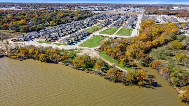 5516 Eagle Point Drive, Fort Worth, TX 76119