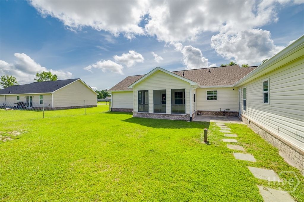 Image 34 of property listing at 107 Rogers Drive, Rincon, GA 31326