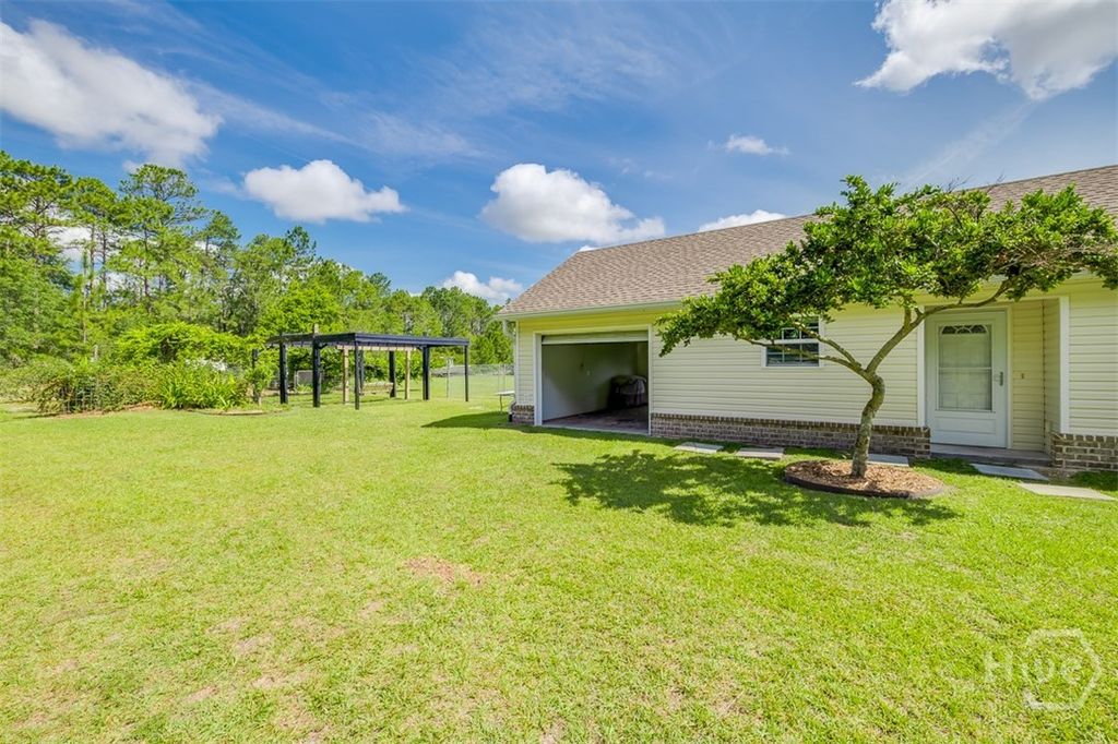 Image 36 of property listing at 107 Rogers Drive, Rincon, GA 31326