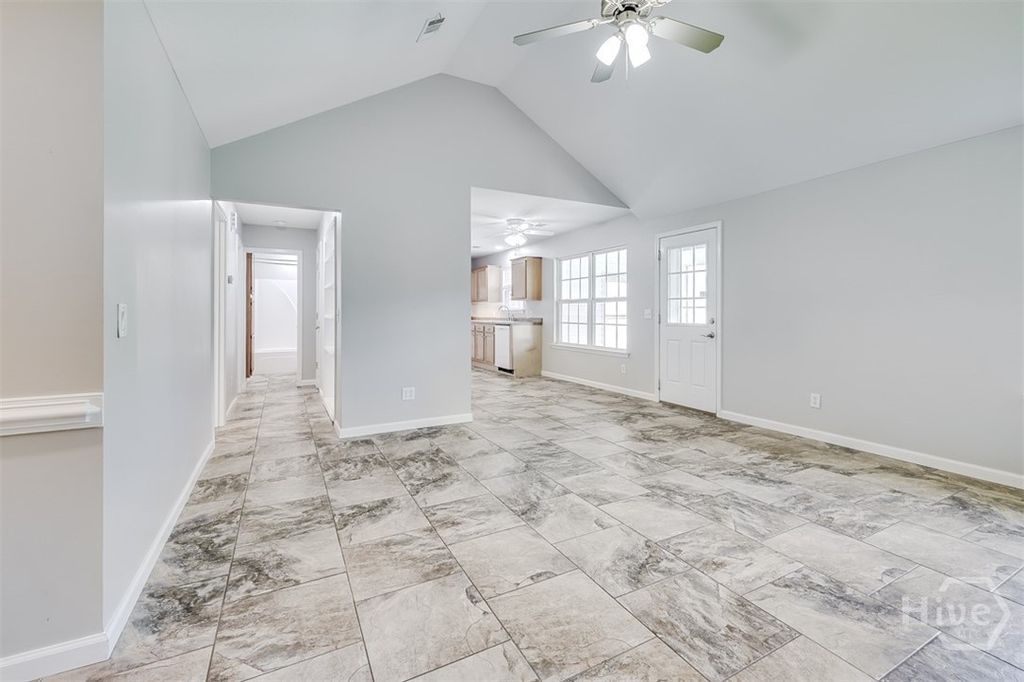 Image 8 of property listing at 107 Rogers Drive, Rincon, GA 31326