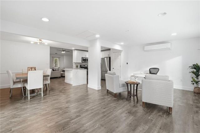 1481 Chapel Hill SW Lane, Marietta, GA 30008