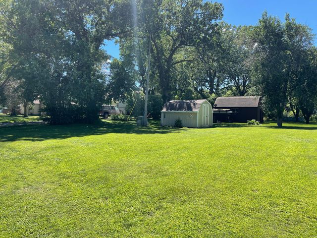901 22nd Avenue SW, Austin, MN 55912