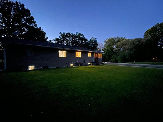 901 22nd Avenue SW, Austin, MN 55912