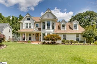 704 E Silverleaf Street, Greer, SC 29650