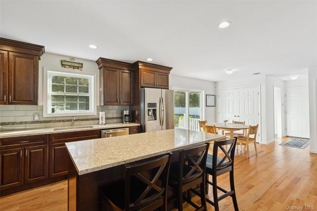 16 Mastro Court, Baiting Hollow, NY 11933