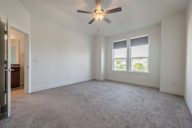 1705 Roseburg DR 21, Austin, TX 78754