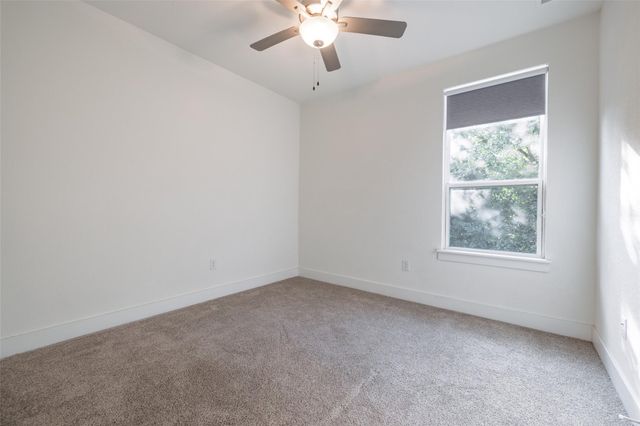 1705 Roseburg DR 21, Austin, TX 78754