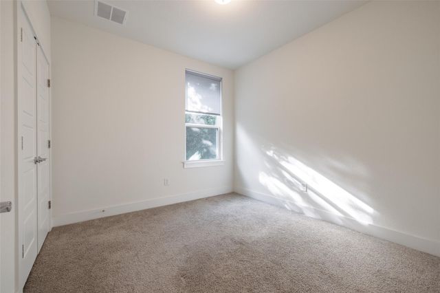 1705 Roseburg DR 21, Austin, TX 78754