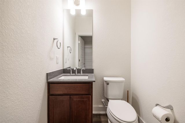 1705 Roseburg DR 21, Austin, TX 78754
