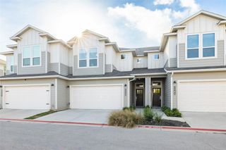 1705 Roseburg DR 21, Austin, TX 78754