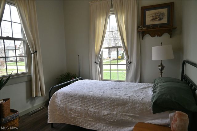 206 S Eagle Street, Geneva, OH 44041