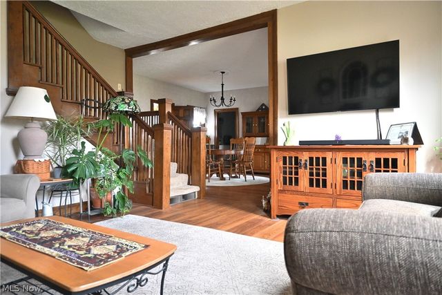 206 S Eagle Street, Geneva, OH 44041