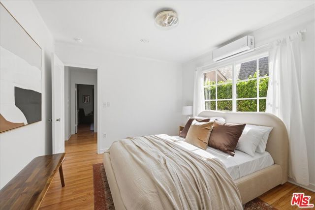8924 Ashcroft Avenue, West Hollywood, CA 90048