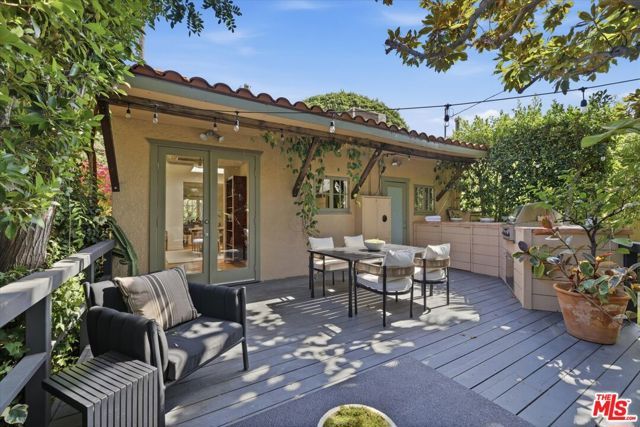 8924 Ashcroft Avenue, West Hollywood, CA 90048