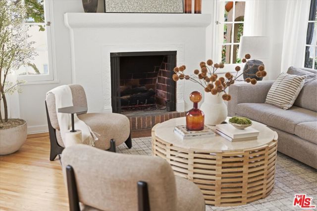 8924 Ashcroft Avenue, West Hollywood, CA 90048
