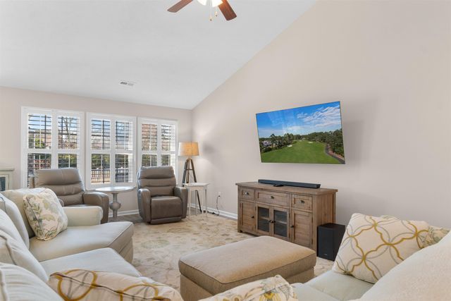 4024 Comfort Valley Dr., Longs, SC 29568