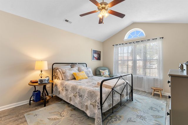 4024 Comfort Valley Dr., Longs, SC 29568