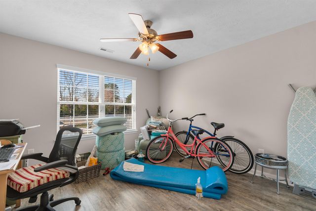 4024 Comfort Valley Dr., Longs, SC 29568