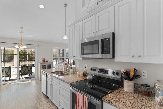 4024 Comfort Valley Dr., Longs, SC 29568