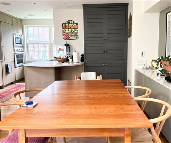 33 Lawrence St 2, Boston, MA 02116