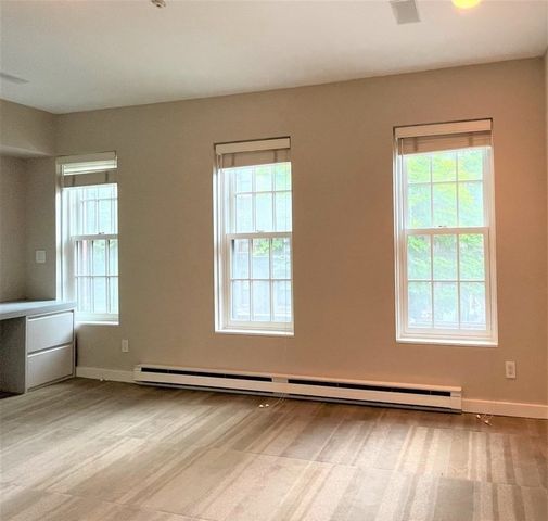 33 Lawrence St 2, Boston, MA 02116