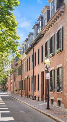 33 Lawrence St 2, Boston, MA 02116