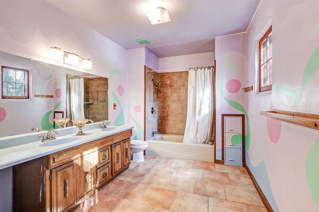 159A County Rd 155, Abiquiu, NM 87510