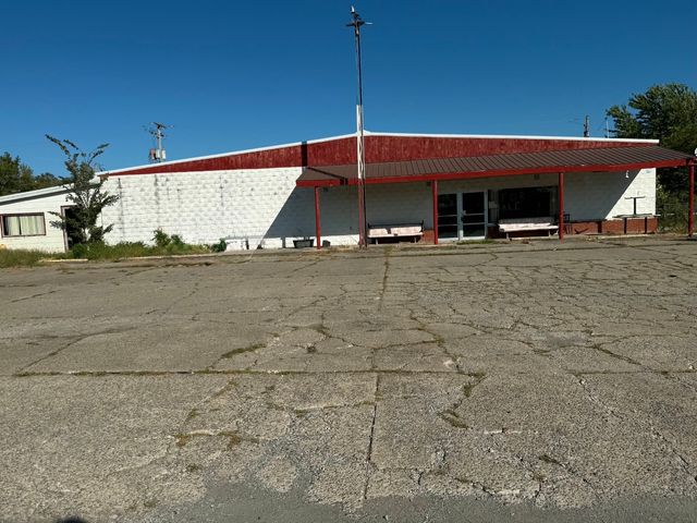 3686 Main Street