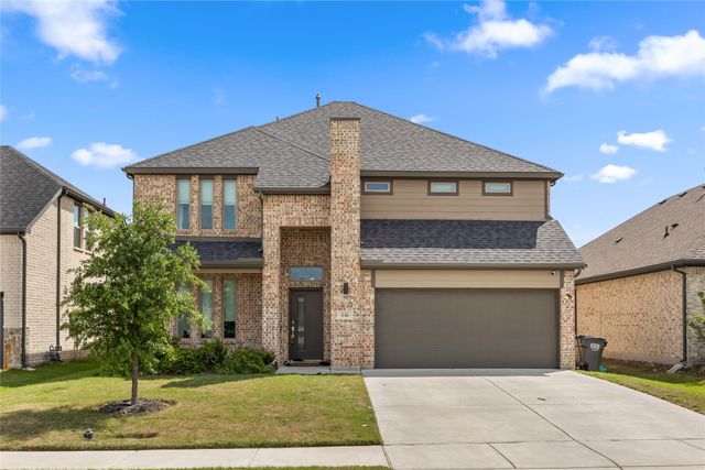 646 Olympic Way, Red Oak, TX 75154