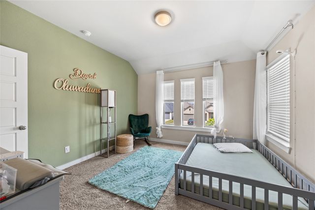 646 Olympic Way, Red Oak, TX 75154