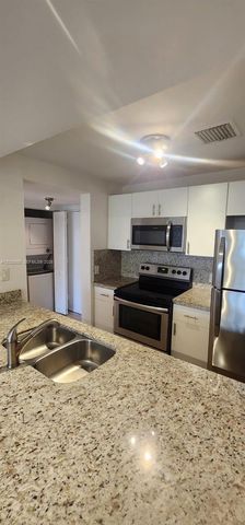 8100 Geneva Ct 233, Doral, FL 33166
